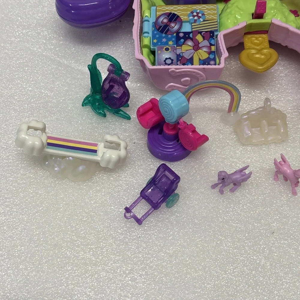 Polly Pocket Unicorn Party Large Compact Playset Micro Polly and Accessories